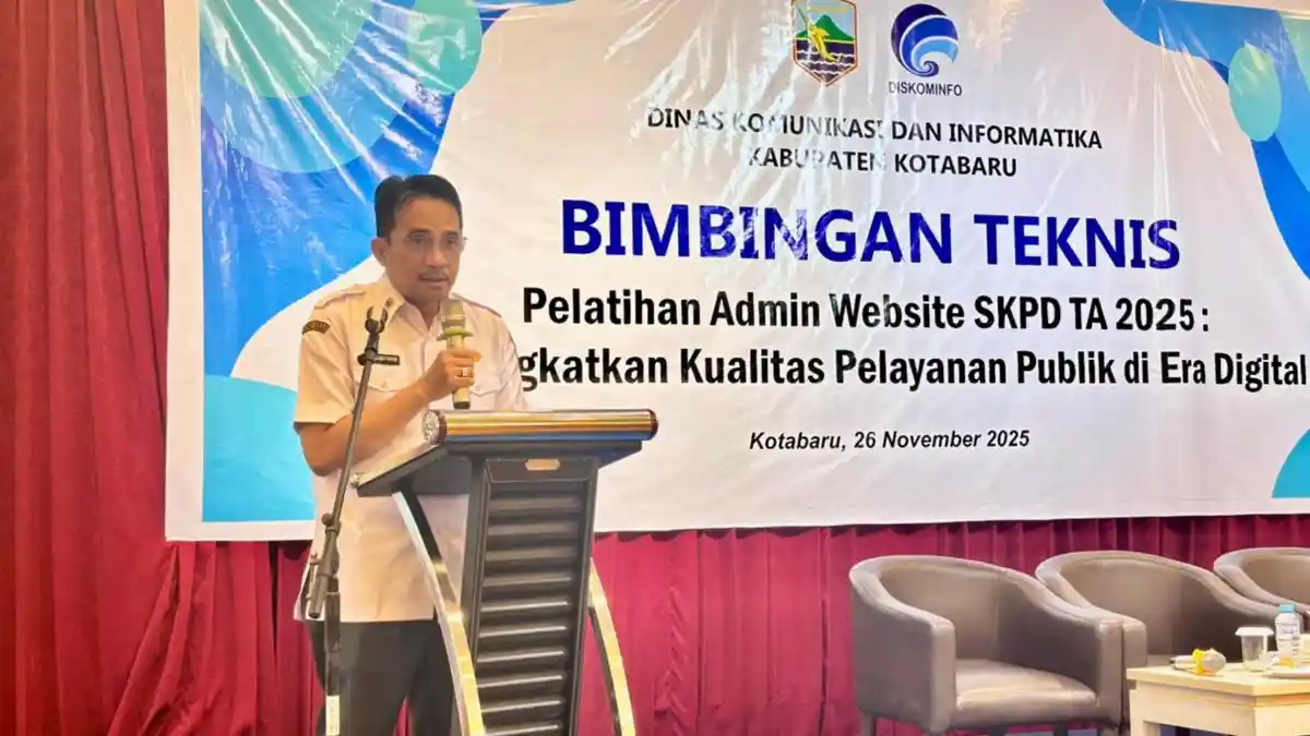 ASISTEN-Administrasi-Umum-Setda-Kotabaru-Selamat-Riyadi-sampaikan-sambutan-01